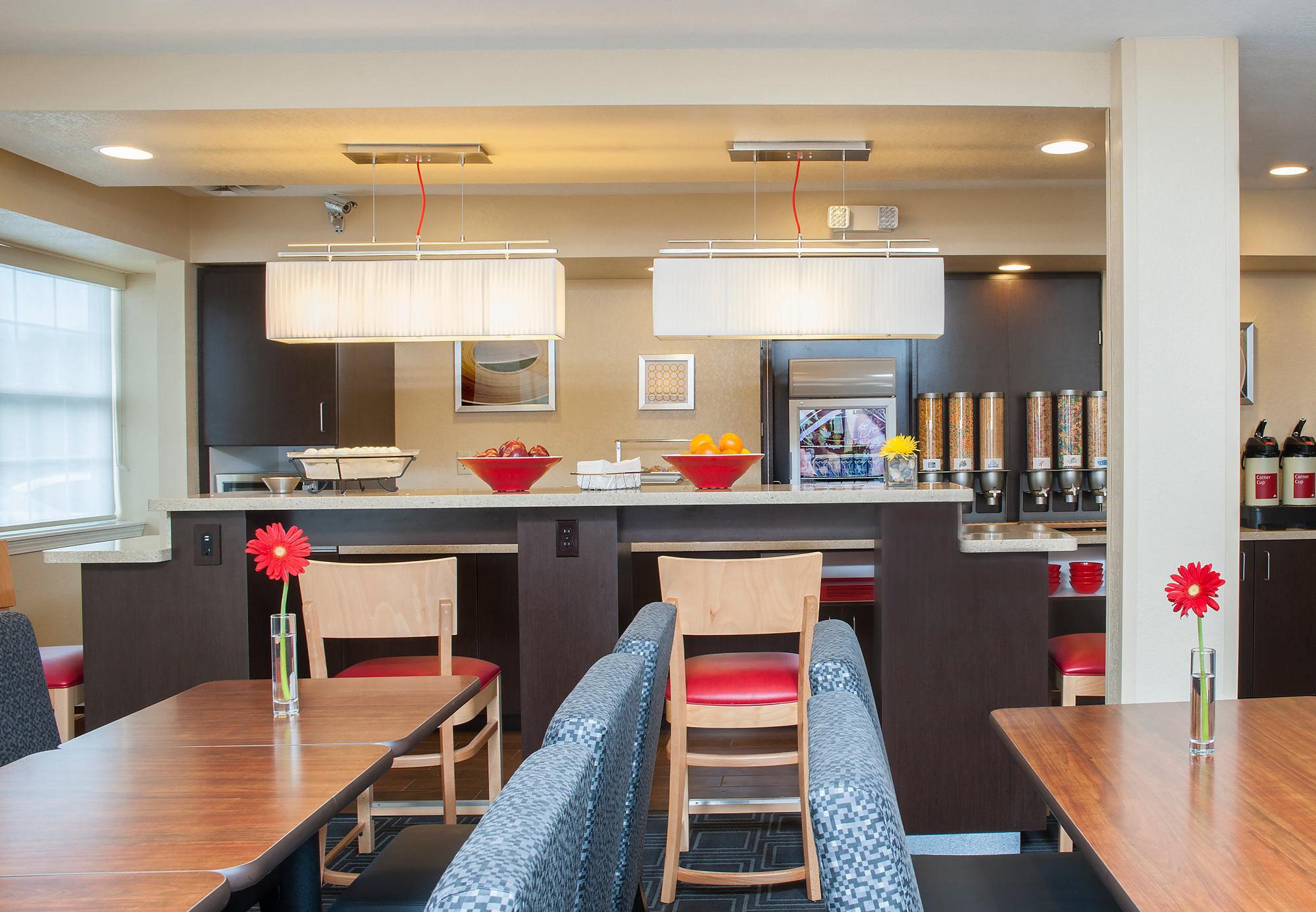 Towneplace Suites Indianapolis Park 100 Екстер'єр фото