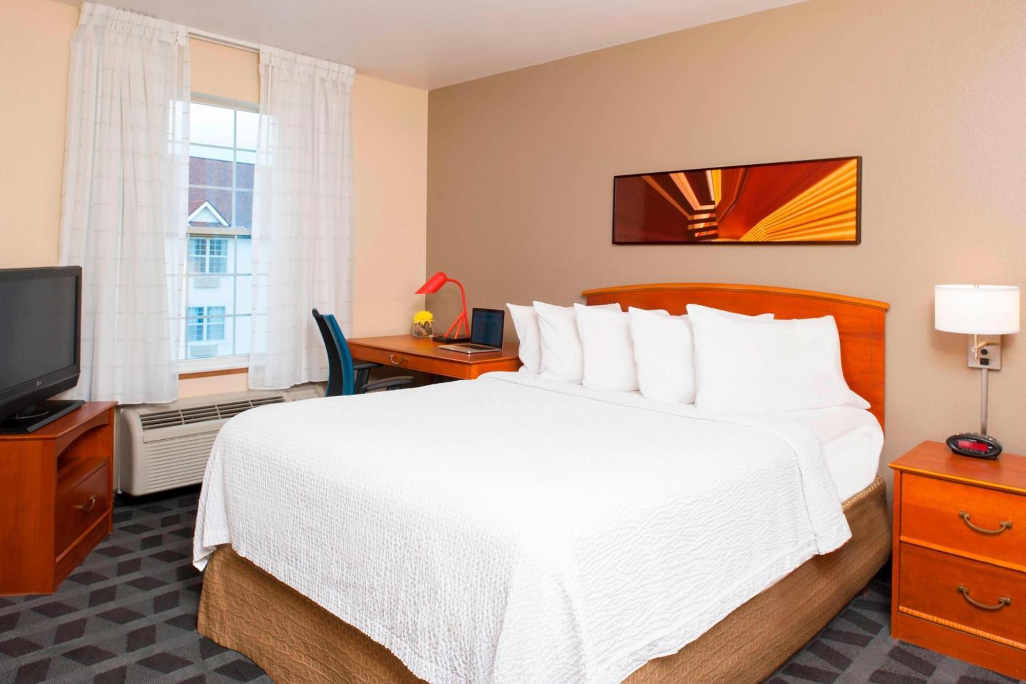 Towneplace Suites Indianapolis Park 100 Екстер'єр фото